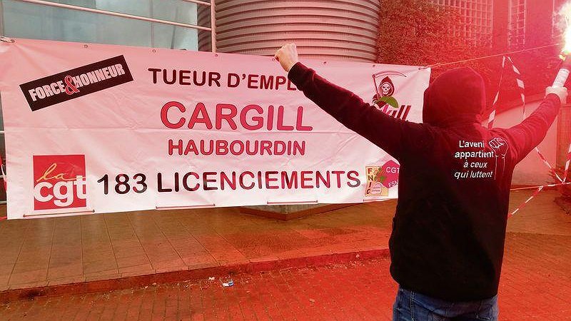 Illustration - non aux suppressions d’emplois !