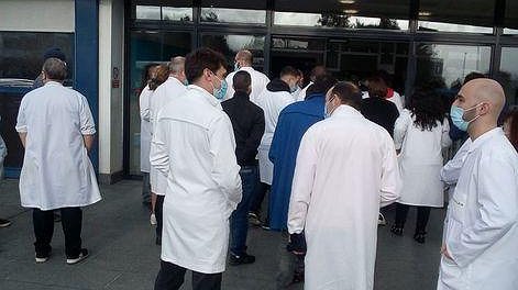 Illustration - débrayages pour les salaires