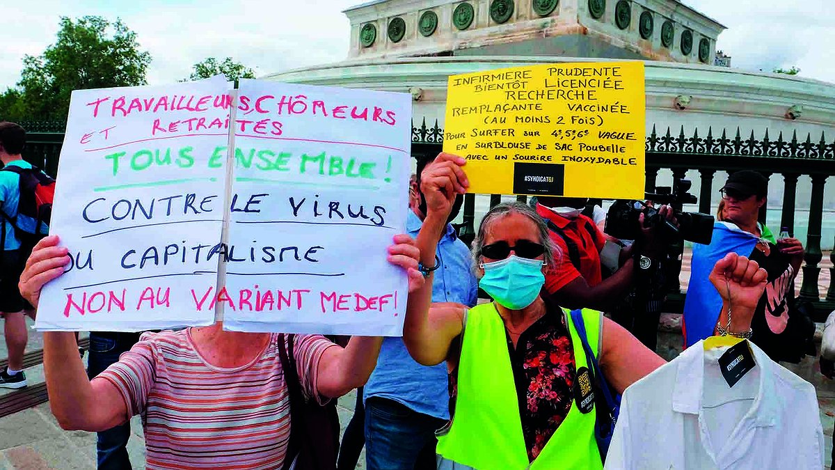 Illustration - Macron et les capitalistes veulent nous faire marcher au « pass »