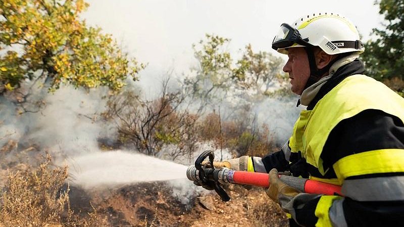 Illustration - quels moyens pour  combattre le feu ?