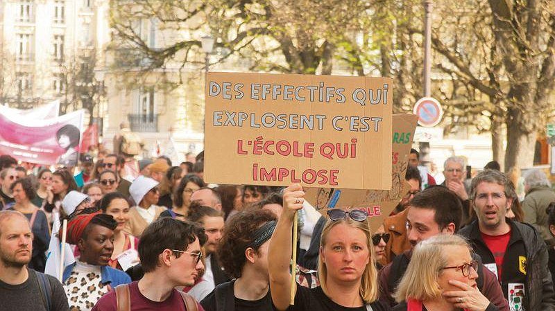 Illustration - non aux salaires bloqués !