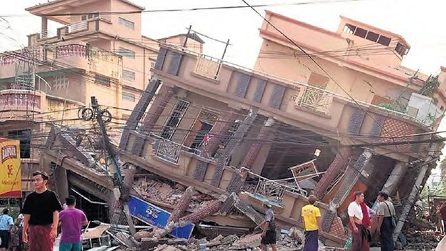 Illustration - la population victime du séisme et de l’impérialisme