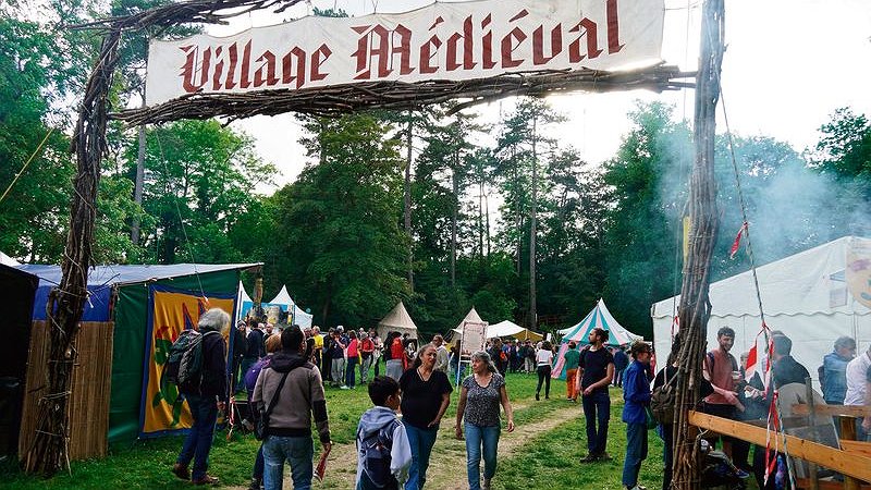 Illustration - Village médiéval