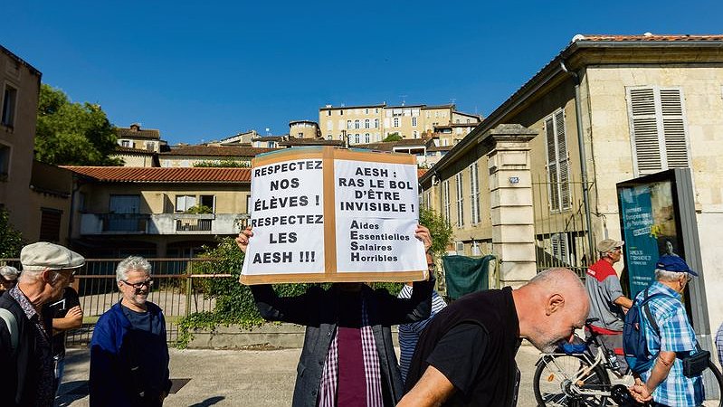 Illustration - enfants et salariés sacrifiés